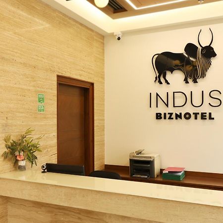 Indus Biznotel New Delhi Exterior foto